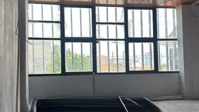 Ruko Bagus Besar Gandeng, 3 Lantai Full Bangunan 