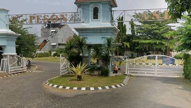 Kesempatan Rumah di Rungkut, Surabaya, LB 84m², Harga 925 Juta