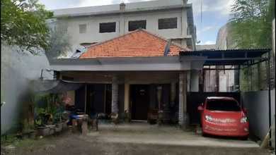 Jual Rumah Megah Luas 216 m2 di Sukolilo, Surabaya