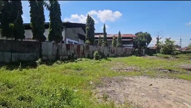 Tanah Lahan Untuk Parkir Garasi Truk Ada Kantor