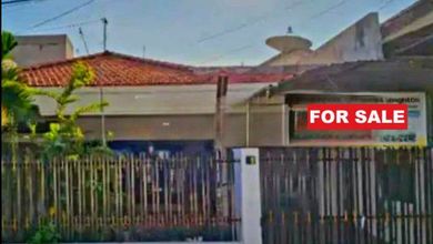 B U Cepat. Rumah Daerah Lebak Indah Dekat Merr