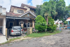 Rumah Dijual di Sidoarjo, Surabaya, LB 147m², Harga Terbaik!