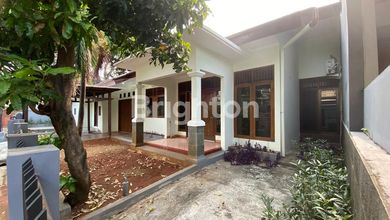 Hunian Elegan di Kemanggisan, Jakarta Barat, 3 Kamar Tidur, LT 287m²