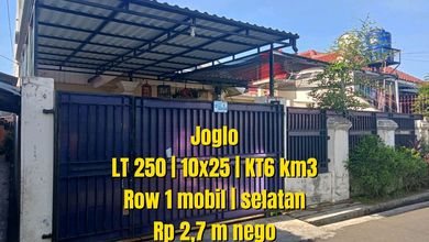 Dijual rumah Mewah di Joglo, Jakarta Barat - LT 250m²