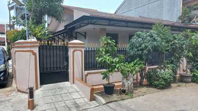 Promo Rumah di Ciledug, Tangerang, LB 240m², Harga 2,2 Miliar