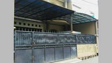Penawaran Eksklusif, rumah Prestisius di Srengseng, Jakarta Barat, LB 172m²