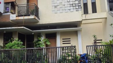 For Sale rumah Mewah di Kebon Jeruk, Jakarta Barat - LT 181m²