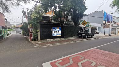 Rumah Area Luxury Kemanggisan, Jakarta Barat - Harga Terbaik 6,5 Miliar