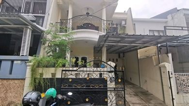 Kesempatan Rumah di Srengseng, Jakarta Barat, LB 240m², Harga 1,7 Miliar