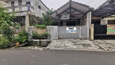 Dijual rumah Eksklusif di Kebon Jeruk, Jakarta Barat - LT 207m²