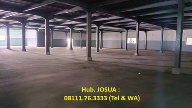 DIJUAL SANGAT CEPAT MURAH, LOKASI BAGUS. Ex - Pabrik / Gudang di Jababeka, Cikarang, Kab. Bekasi : - Berada didalam Kawasan Industri Jababeka Cikarang. - Luas tanah 1 Ha (10000 m2) - Luas bangunan1.5 Ha (15000 m2) - Ada Gudang 1 Lantai dan ada Gudang 3 La