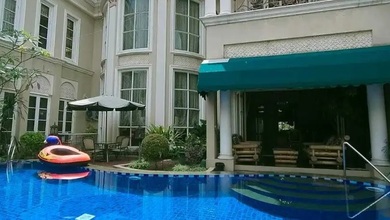 Rumah Prestisius di Kawasan Duren Sawit, Jakarta Timur, LB 1030m², Harga 23 Miliar