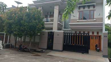 Kesempatan Eksklusif, rumah Prestisius di Pondok Kelapa, Jakarta Timur, LB 550m²