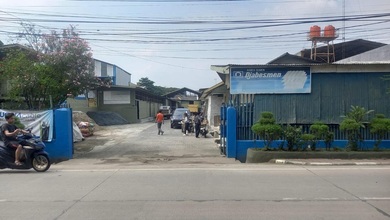 Gudang Semper Cilincing: LT 2406 m2, Jalan Raya Bisa 2 Kontener