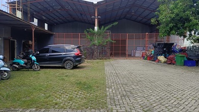 Gudang Semper Cilincing: LT 2089 M2, Jalan Raya, Murah