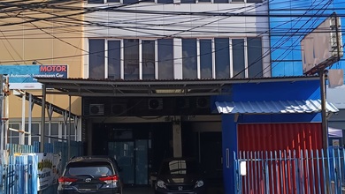 Ruko Utan Kayu Matraman: 4 Lantai, LT 120 m2, Jalan Raya, Gandeng 2