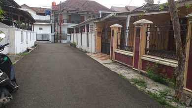 Kesempatan Rumah di Duren Sawit, Jakarta Timur, LB 100m², Harga 2,2 Miliar