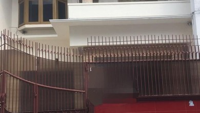 Kesempatan Langka, rumah Prestisius di Cempaka Putih, Jakarta Pusat, LB 240m²