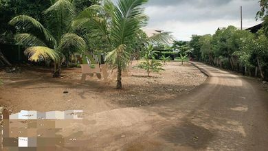 Tanah Luas 2000 m2 Lokasi Strategis Narogong, Dijual Murah