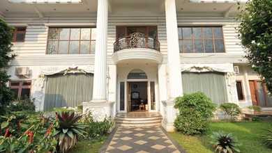 Disewakan Rumah Nyaman di Pondok Indah, Jakarta Selatan, LT 1397m²