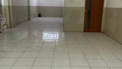 Sewa Ruko Gandeng 2 Komersil Lokasi Strategis Lebak Bulus Jakarta Selatan ( Cocok Utk Kantor , Klinik Kecantikan , Salon , Pilates , Tempat Less , Dll )