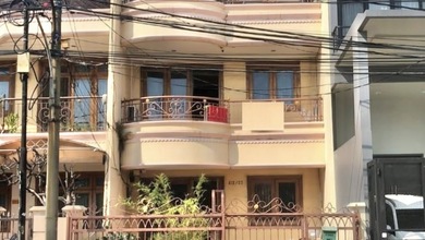 Rumah Area Premium Green garden, Jakarta Barat - Harga Terbaik 3,5 Miliar