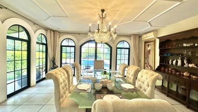 Hunian Elegan di Cilandak, Jakarta Selatan, 6 KT, LT 1075m²