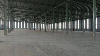 Gudang 3967.5 m2 Terenovasi Karawang Barat, Karawang