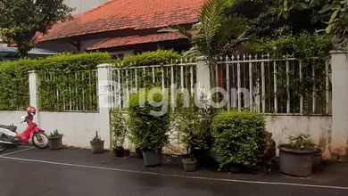 Jual Rumah Bagus LT 550 m2 di Slipi, Jakarta Barat