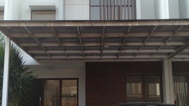 Rumah Dijual di Cakung, Jakarta Timur, LB 100m², Harga Kompetitif!
