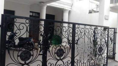 Rumah Siap Huni di Area Pondok Kelapa, Jakarta Timur, LT 102m²