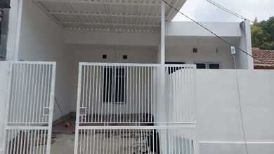 Rumah Siap Pakai di Area Harapan Indah, Bekasi, LT 95m²