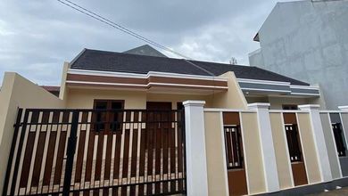 Rumah Favorit di Jati Asih, Bekasi, 3 KT, Harga 1,55 Miliar