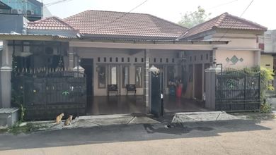 Rumah Dijual di Medan Satria, Bekasi, LB 155m², Harga Kompetitif!