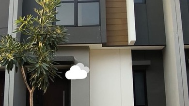 Rumah Sewaan Murah di Summarecon Crown Gading, Bekasi, 2 KT, Harga 43 Juta /tahun