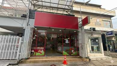 Rukan 2,5 Lantai Ex Cafe di Buaran Regency Siap Pakai