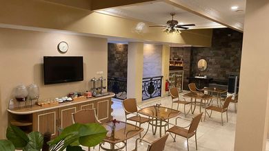 For Sale Guest House 26 Bedroom Setiabudi Jakarta Selatan, Full Occupancy. 