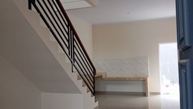Promo Rumah di Banjar Wijaya, Tangerang, LB 140m², Harga 2,5 Miliar