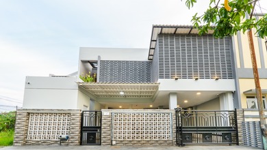 Rumah Kost 2 Lantai Brand New, Dekat Bandara Soetta, Siap Huni