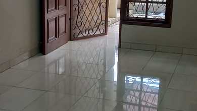 Kesempatan Rumah di Banjar Wijaya, Tangerang, LB 120m², Harga 1,3 Miliar