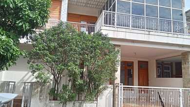 Dijual rumah Eksklusif di Karawaci, Tangerang - LT 221m²