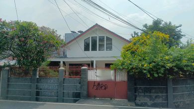 Kesempatan Eksklusif, rumah Mewah di Johar Baru, Jakarta Pusat, LB 309m²