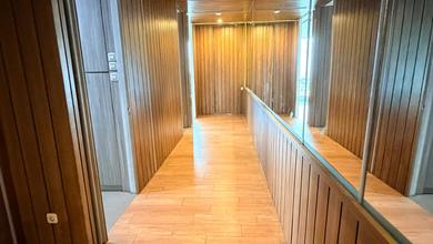 Office Gold Coast Semi Furnish View Bagus Fasilitas Lengkap