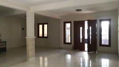 For Sale rumah Eksklusif di Pegangsaan, Jakarta Utara - LT 128m²