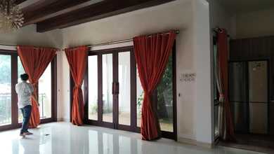 Kesempatan Eksklusif, rumah Prestisius di BSD, Tangerang, LB 350m²
