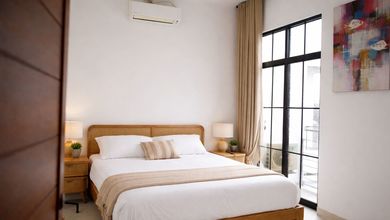 Villa Fully Furnish dengan Private Pool Dekat Bandara di Seminyak