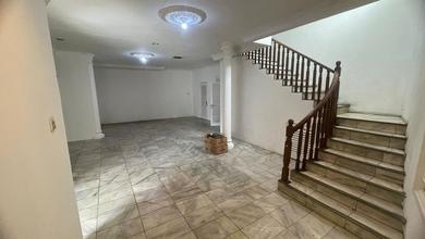 Rumah Area Luxury Cipete, Jakarta Selatan - Harga Terbaik 12 Miliar