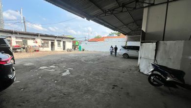 JUAL CEPAT DIBAWAH NJOP GUDANG 2 LT CAKUNG DEKAT UNITED TRACTORS  PANTURA RAYA BEKASI CAKUNG JAKARTA TIMUR 