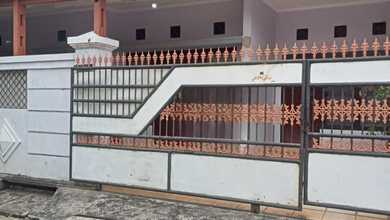 Dijual Rumah Nyaman di Bintara, Bekasi - LT 165m²