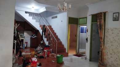 Rumah Siap Huni di Area Harapan Indah, Bekasi, LT 120m²
